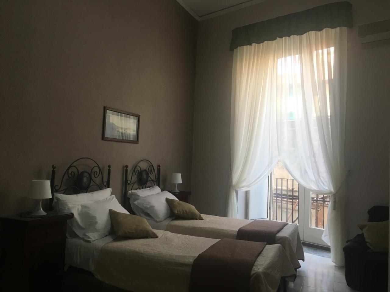 Soggiorno Paradiso نابولي المظهر الخارجي الصورة